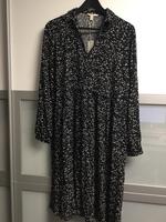 Schönes Kleid Esprit Gr.36 neu Nordrhein-Westfalen - Hürth Vorschau
