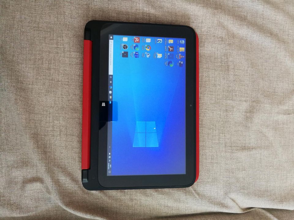 Notebook tablet hp 11.3 Zoll 8gb ram 320gb HDMI in Frankfurt am Main