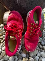 NIKE FREE 5.0 signalrot Kr. München - Baierbrunn Vorschau