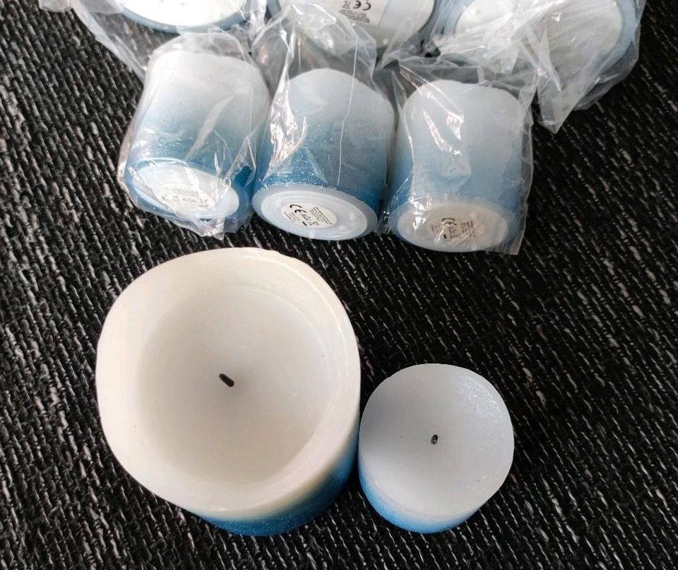 *NEU* 8 tlg. Kerzen-Set, Stumpenkerzen, Votivkerzen, weiß/blau in Weinböhla