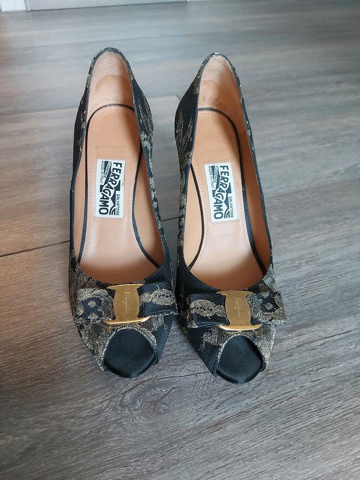 Ferragamo Highlights/Damenschuhe/Schuhe/Pumps in Nordrhein-Westfalen -  Swisttal | eBay Kleinanzeigen ist jetzt Kleinanzeigen