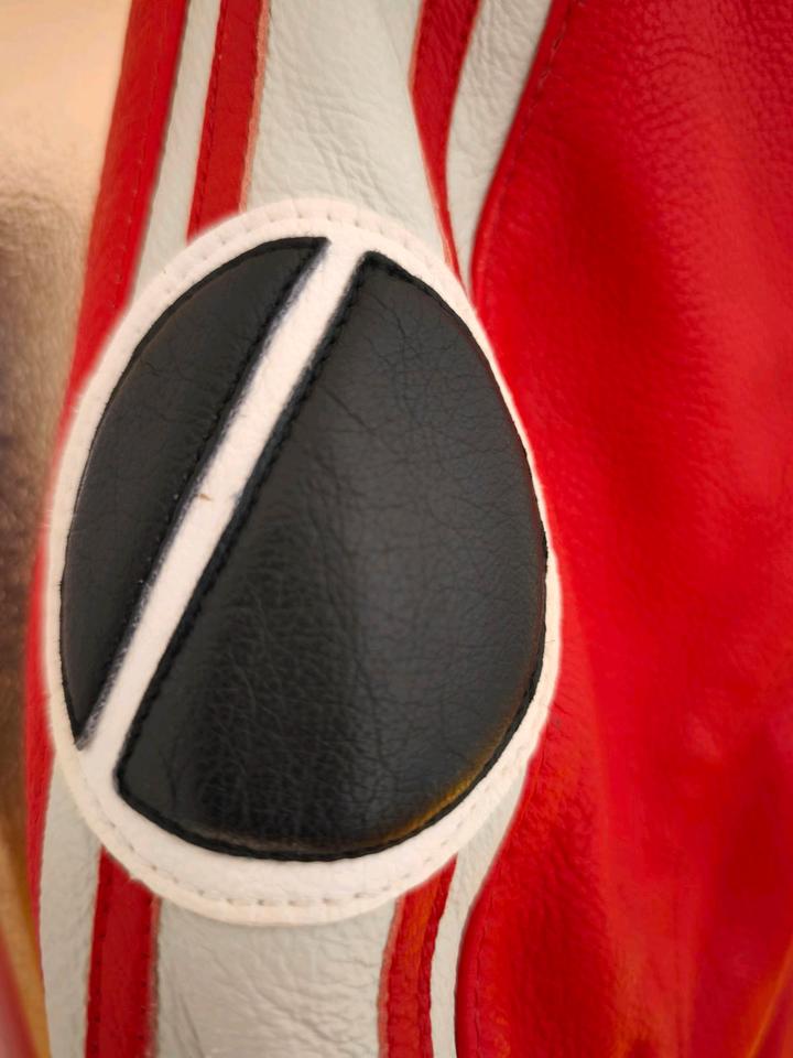 Dainese Ducati Mecanica Bologna Jacke + Hose + Unterh +Protektore in München