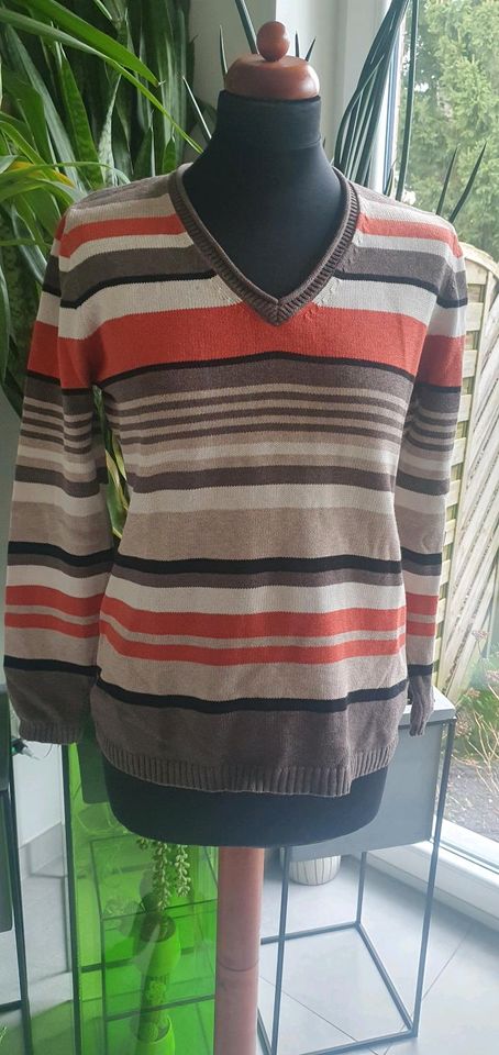 Strickshirt & viele Pullover in Krefeld