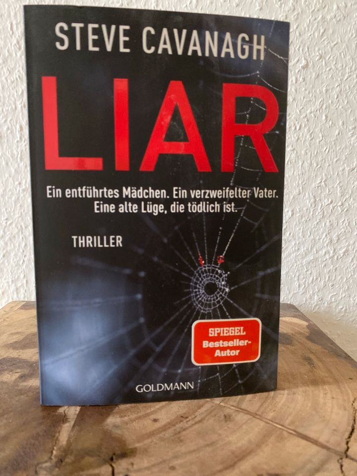 LIAR | Steve Cavanagh -> Thriller / Krimi in Volkertshausen