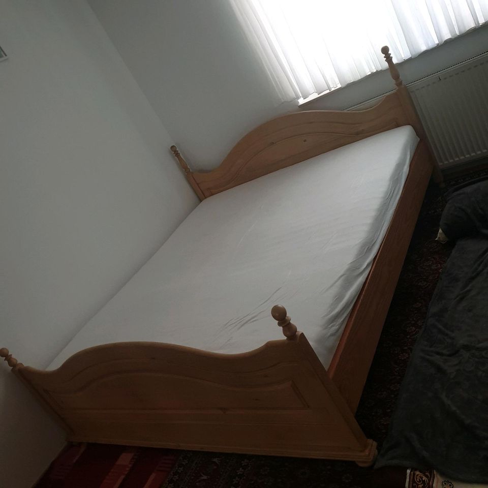 Der große angebot da warst 80€ aber jetzt 30€  Doppelbett in Diepholz