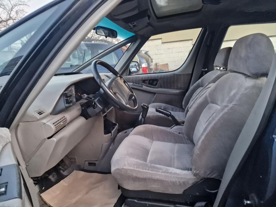 Pontiac Trans Sport 2.3 Schiebedach 7-Sitzer Tüv 02/2027 in Halle