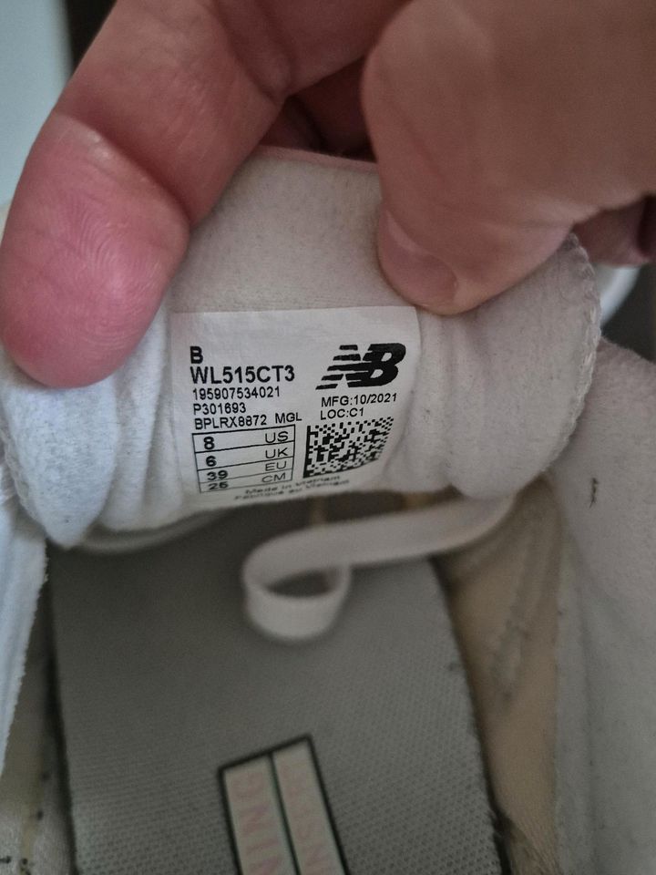 New Balance gr.39 oder 6 beige rosa in Seelow