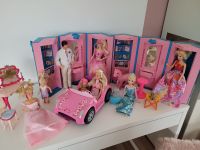 Barbie Auto Kleiderschrank großes Set Nordrhein-Westfalen - Gütersloh Vorschau