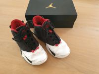 Nike Jordan Gr 40 Turnschuhe Sneaker Basketballschuhe Nordrhein-Westfalen - Paderborn Vorschau