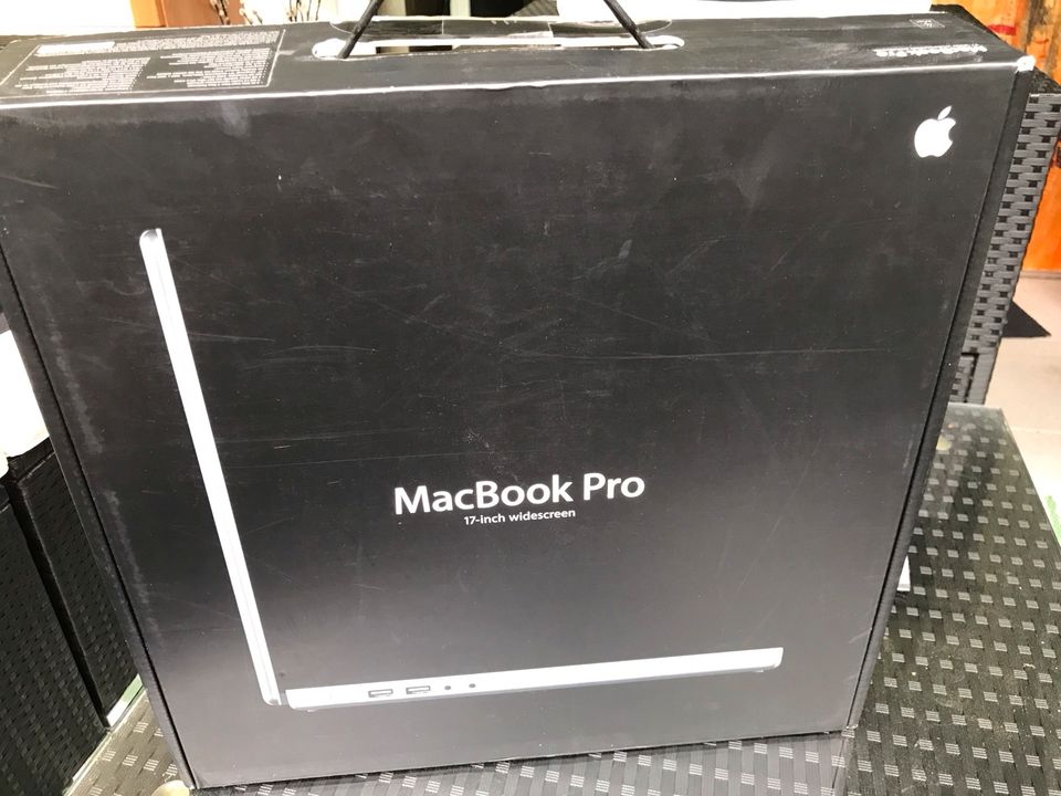 MacBook Pro 17 Zoll / Model No. A1212 in Bonn