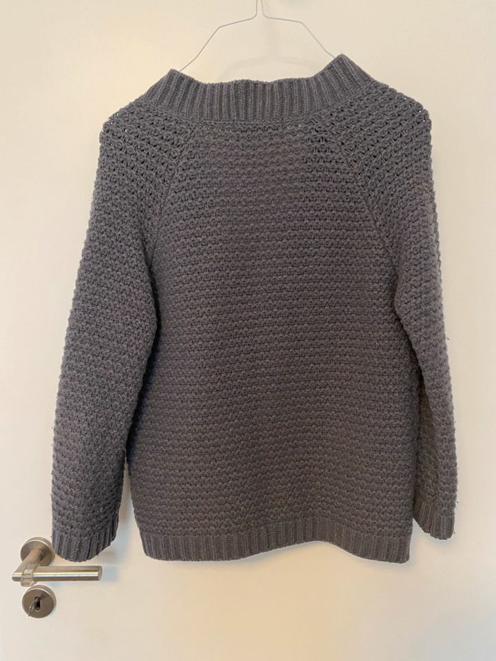 Strickjacke Zara in Biberach an der Riß