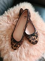 Ballerinas Leoprint Gr. 40 Hessen - Mainhausen Vorschau