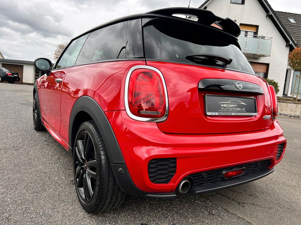 MINI Cooper*SEVEN CHILI*JCW*LED*NAVI*SPORT in Waldbröl