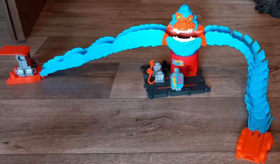 Hot Wheels City Gorilla Angriff in Hopsten