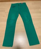 2 Stück Jeanshosen Gr 164/170 Grün und Blau Bayern - Hauzenberg Vorschau