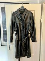 Schwarzes Kleid von MS Mode - Kunstleder - Größe 46 Bayern - Gauting Vorschau
