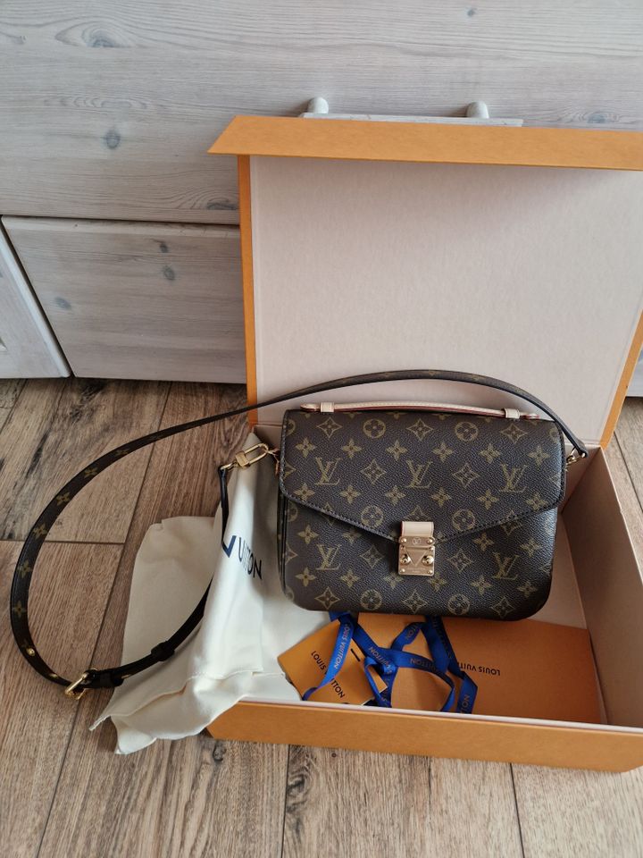 Louis Vuitton Pochette Metis,  neu mit Rechnung in Brake (Unterweser)