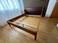 Massivholz Bett, Eiche, 160 cm x 200 cm, Kopfteil aus Leder, topp Stuttgart - Vaihingen Vorschau