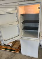 Privileg Kühlschrank mit Gefrierfächern Kühlgefrierkombination Bayern - Postbauer-Heng Vorschau