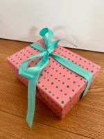 Geschenkbox Geschenkverpackung Rosa Pink Türkis Punkte Eimsbüttel - Hamburg Eimsbüttel (Stadtteil) Vorschau