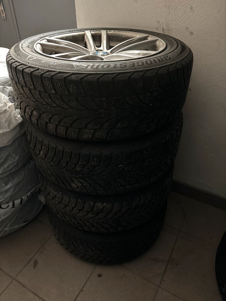 BMW Alufelgen 225/55R17 97H in Senden