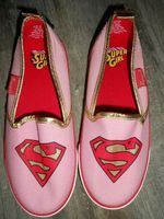 Supergirl-Slipper ***Gr 30** NEU** Niedersachsen - Grafhorst Vorschau