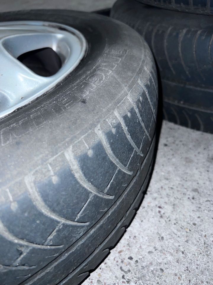 Opel Astra Felgen Michelin radial  x 195/ 60R15 in Stuttgart