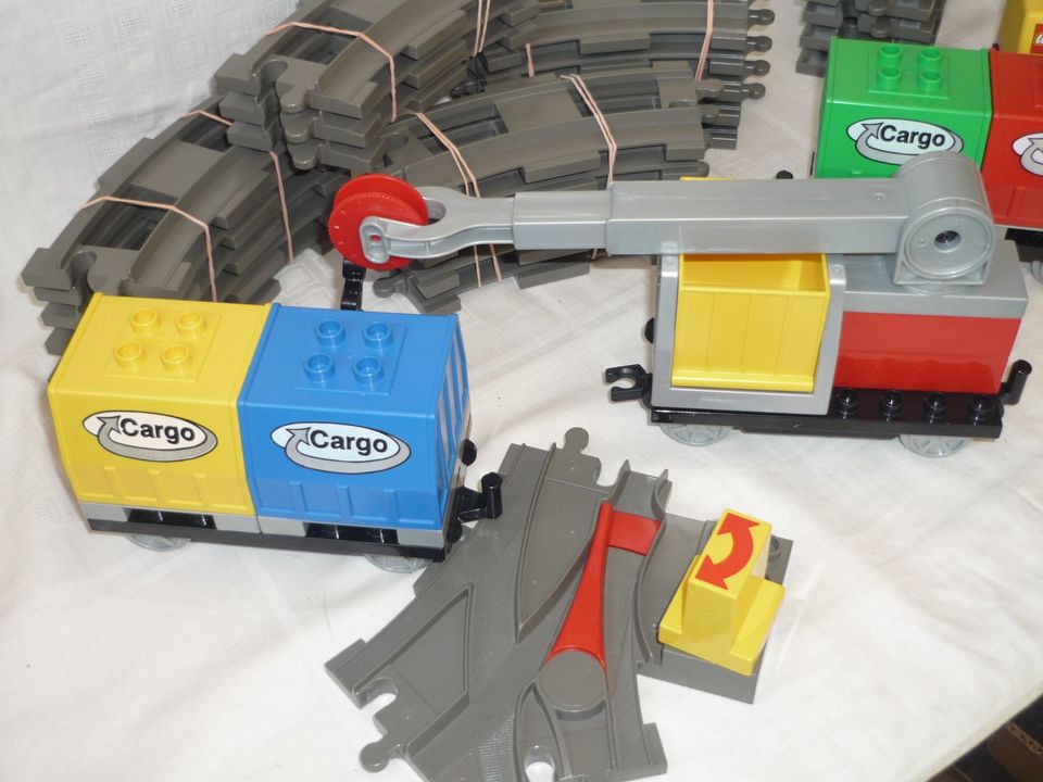 Lego Duplo verschiedene Konvolute Steine / Eisenbahn / Autos in Dresden