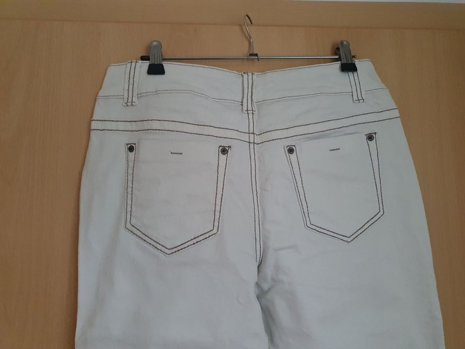 Damenjeans "Laura Scott" creme/weiß Gr. 40 in Schwanau