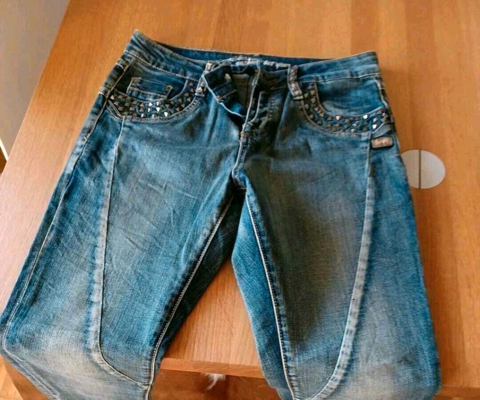 10 Marken Jeans/Hosen Plaece,Gang gr.36 38 Fp. 150.00€ in Regensburg