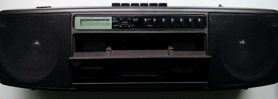 Grundig RCR-560 Ghettoblaster in Taunusstein