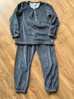 Petit Bateau Schlafanzug Samt Nicki blau gold 128 Nordrhein-Westfalen - Ratingen Vorschau