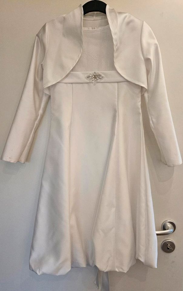 Kommunionkleid weiß Gr. 134 in Krefeld