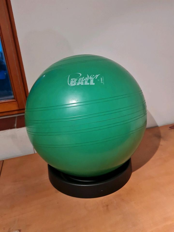 Powerball Togu Gymnastikball mit Halter in Lengdorf