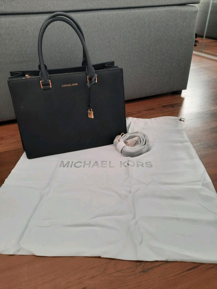 Micheal Kors Handtasche in Hamburg