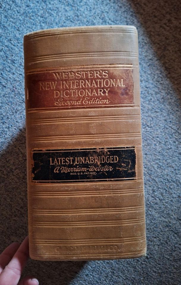 Antikes Buch Webster's new international dictionary sec. edition in Hamburg