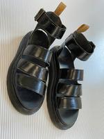 DocMartens Lackleder Sandalen Hessen - Kassel Vorschau
