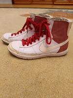 Nike Turnschuhe Größe 39 Bielefeld - Schildesche Vorschau
