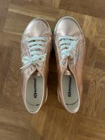 Superga Plateau Roségold Gr. 39.5 Ludwigsvorstadt-Isarvorstadt - Isarvorstadt Vorschau