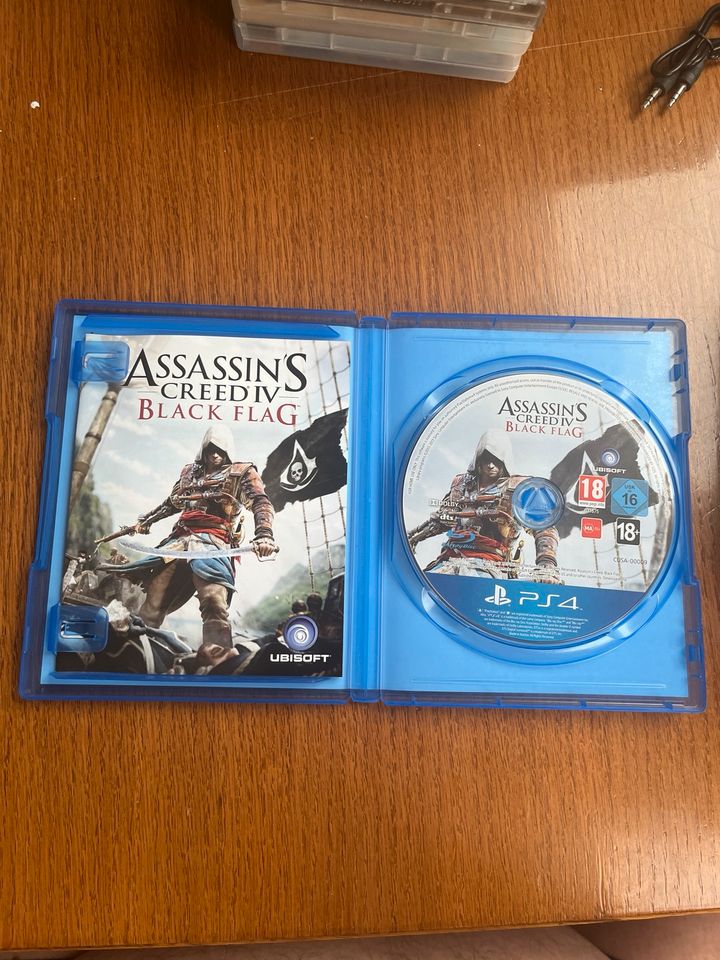 Assassins Creed IV Black Flag Playstation 4 Exclusive Edition in Emmerich am Rhein