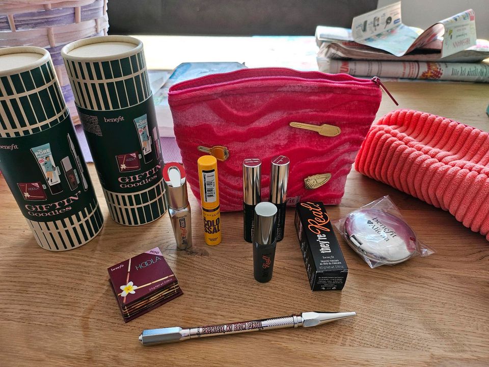 Benefit Make Up Set Mascara, Hoola Bronzer Spiegel Tasche in München