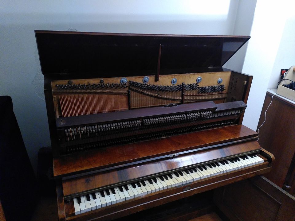 antikes Klavier von Jakob Czapka Bj. 1847-1863 in Borgstedt