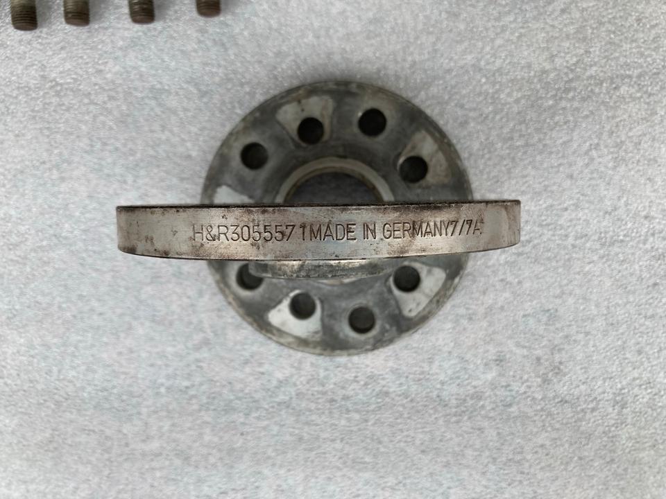 Original H&R Spurverbreiterungen 30mm pro Achse 15 mm Scheiben in Welzheim