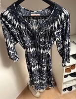 Tom Tailor Kleid XS-S, blau-weiß Bayern - Weichering Vorschau