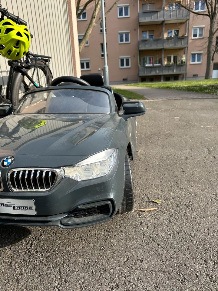 BMW Elektro-Kinderauto 4er mit Fernbedienung in Ludwigshafen