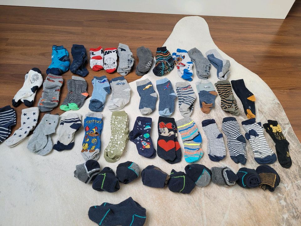 54 Paar Socken Gr.23-30 in Alsdorf