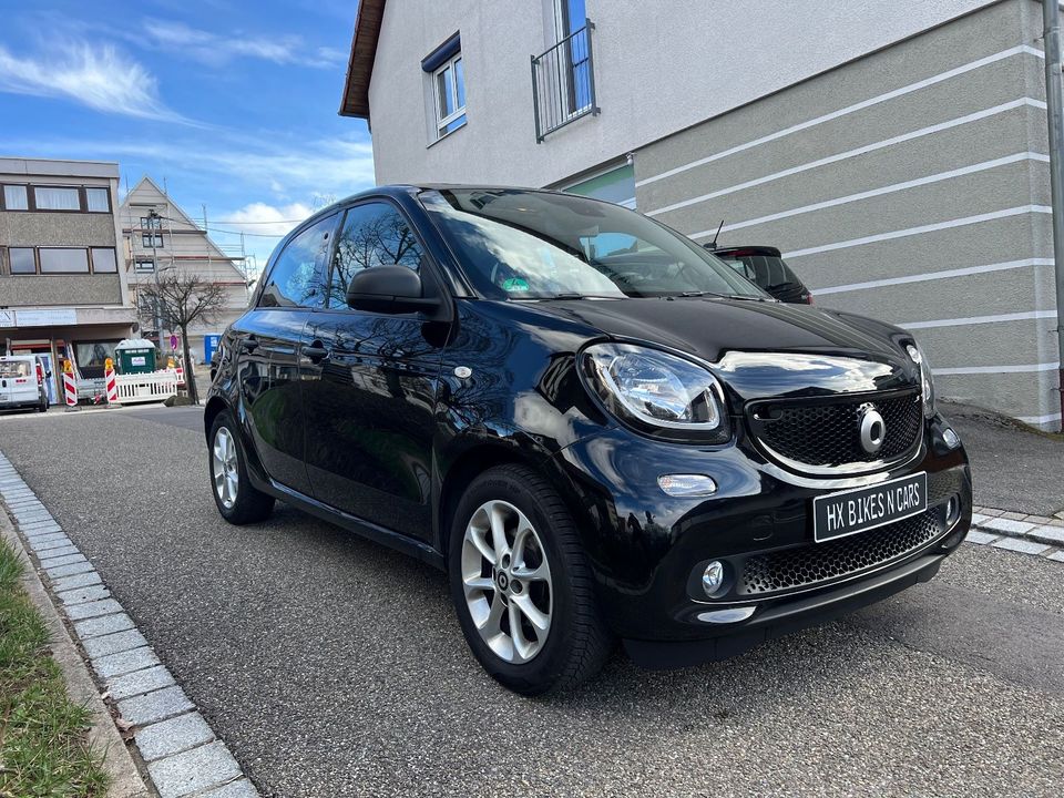 Smart ForFour*Panorama*Automatik*Black*Sportpaket in Aichwald