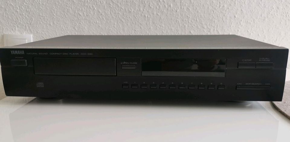 Yamaha CD Player CDX-390 in Köln