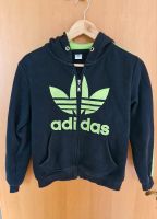 Adidas Sweatjacke mit Kapuze, Hoodie, Größe 152, schwarz/grün Nordrhein-Westfalen - Hiddenhausen Vorschau