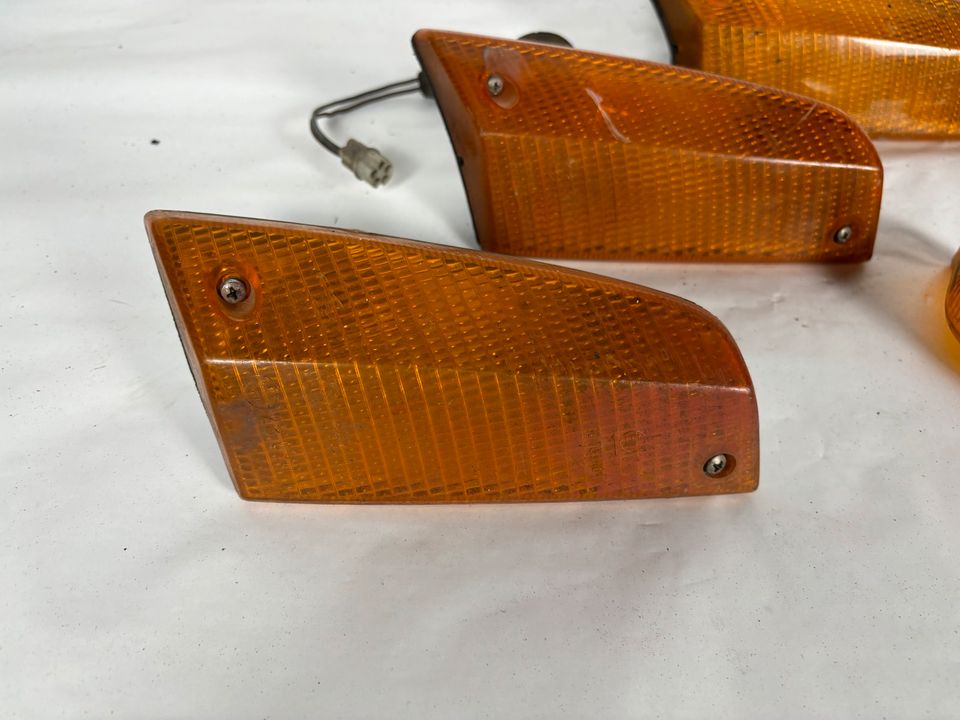 BMW E21 Seitenblinker Blinker Fahrtrichtungsanzeiger vorne orange in Schwendi